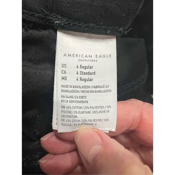American Eagle Black Button Fly-Curvry-Hi Rise-Crop Jegging Sz 4 - Picture 5 of 9